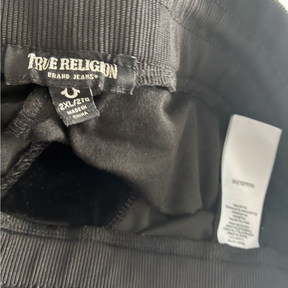 True Religion Velour Big T Velvet Straight Jogger Pants Men's Size 2XL Black. - Picture 3 of 3